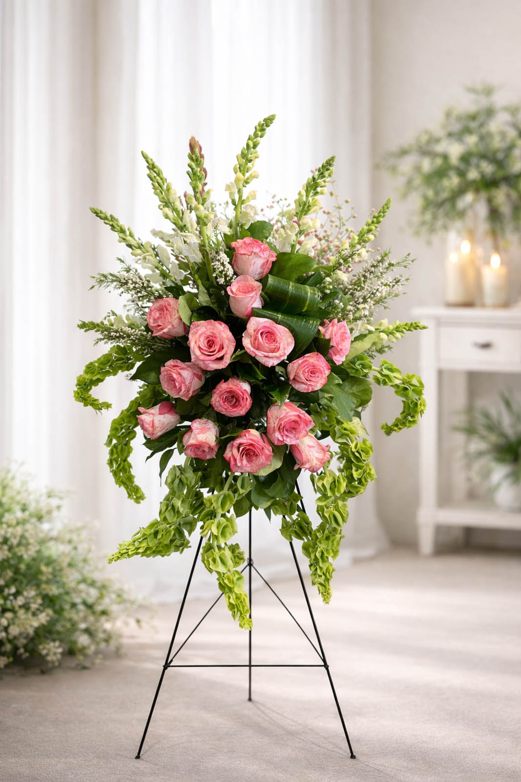 Sympathy flowers and memorial gifts